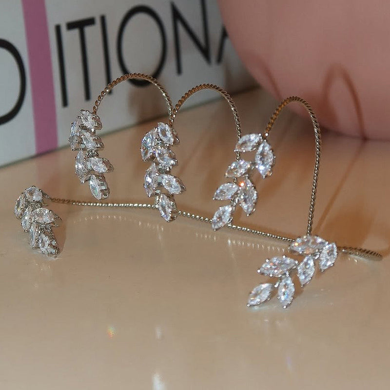 Crystal leaf veil hand jewellery